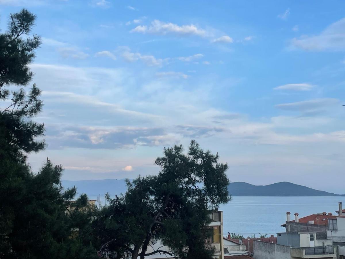 Sea Esta Apartment Néa Péramos Εξωτερικό φωτογραφία